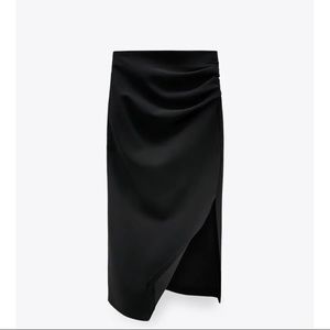 Draped Black Zara skirt brand new with tags